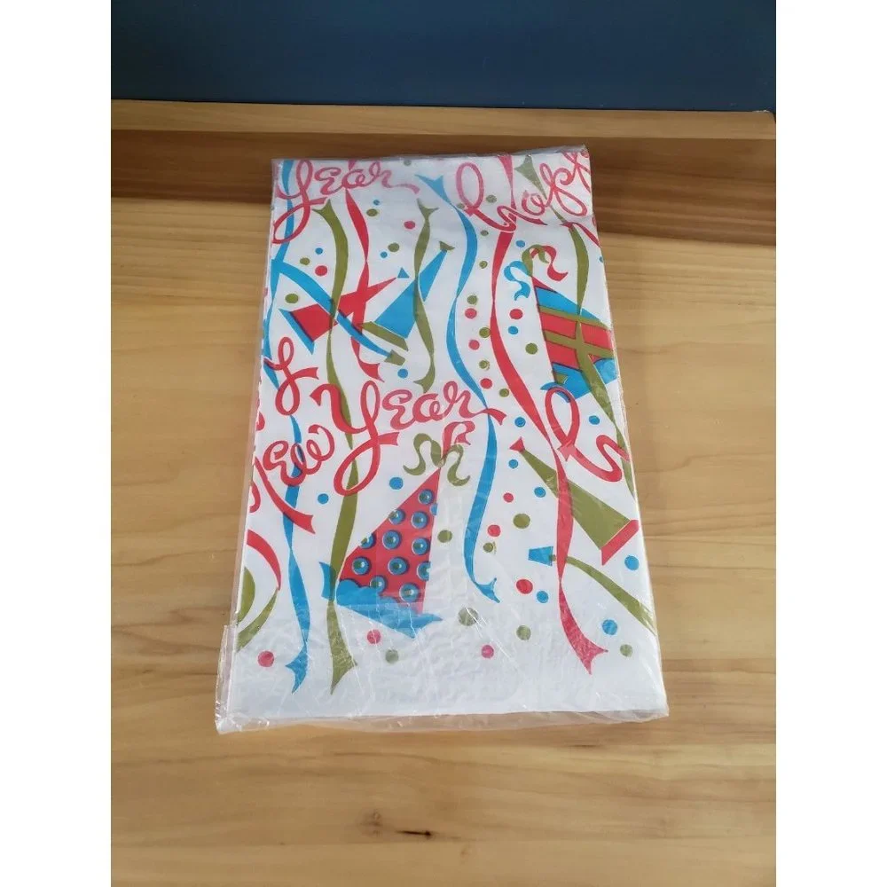 60s/70s‎ Brand New Happy New Year Paper Tablecloth